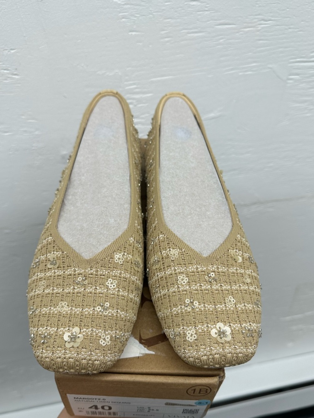 Vivaia Margot 2.0 - Natural Linen Sequins